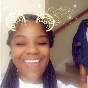 Meet your Posher, Nakeisha